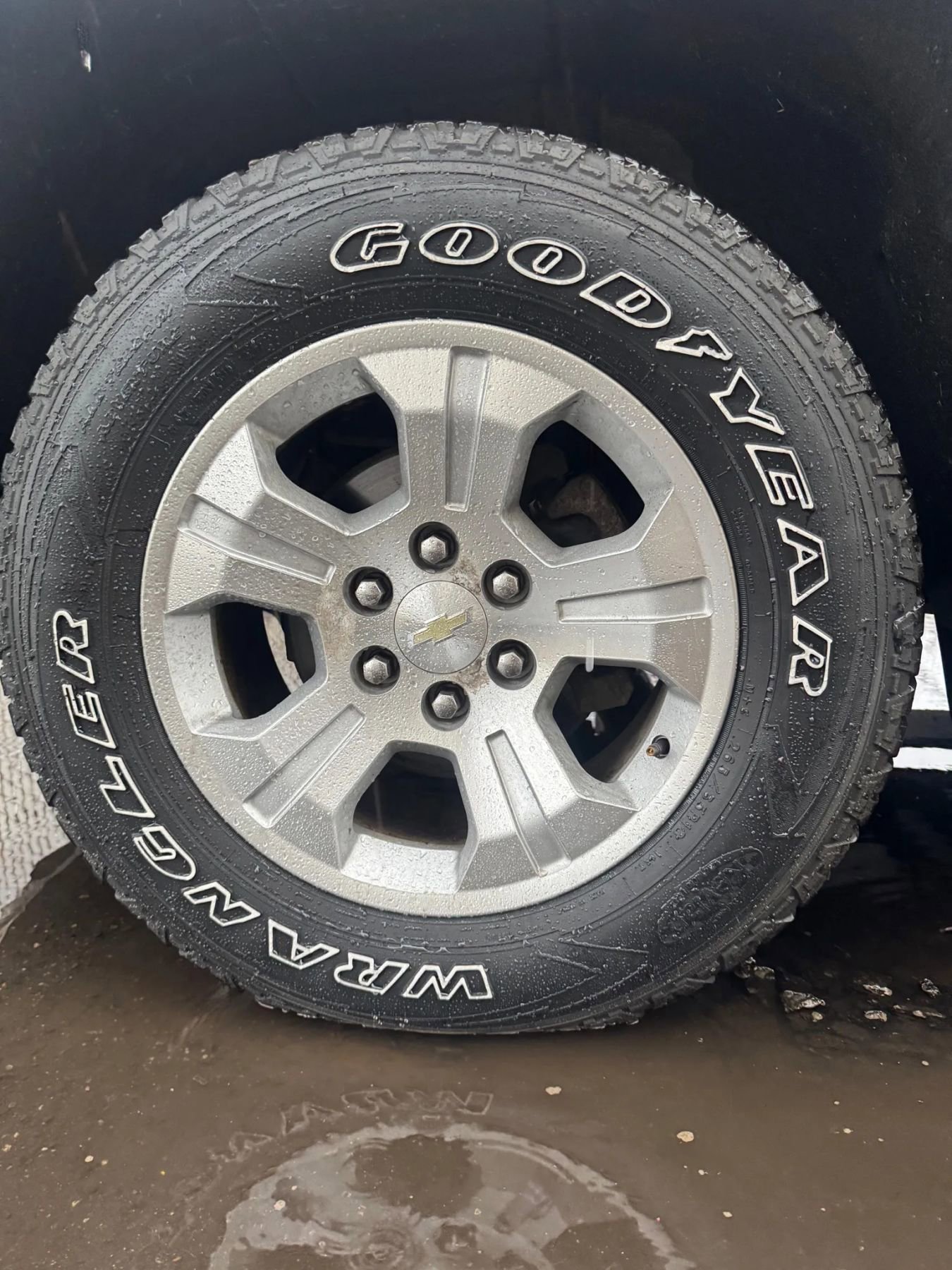 Used 2018 Chevrolet Silverado 1500 LT w/ All Star Edition image 8