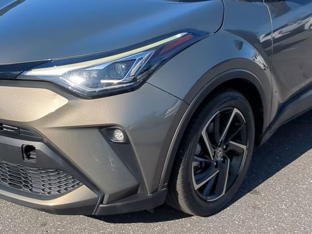 Used 2021 Toyota C-HR XLE image 12