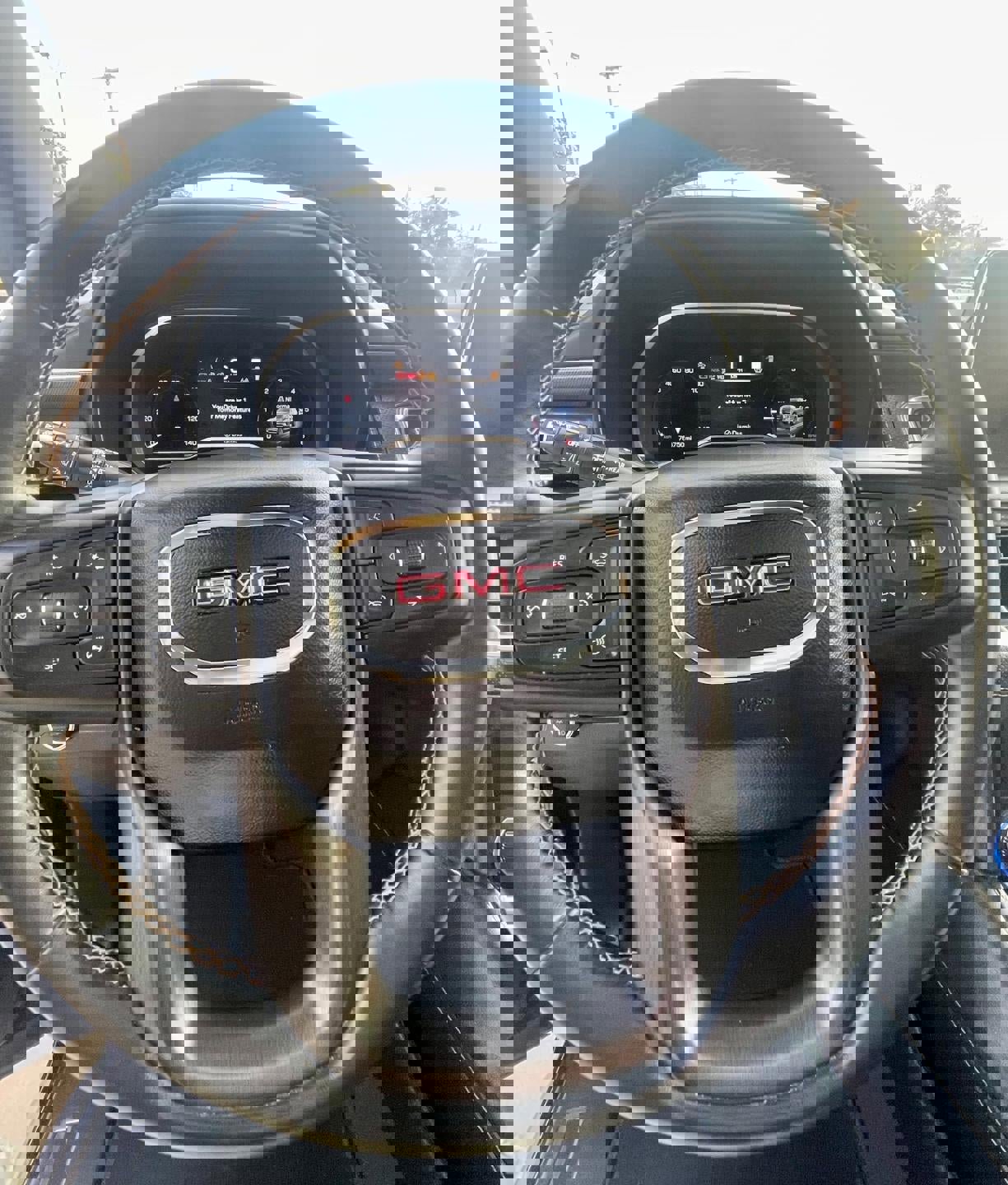 Used 2023 GMC Yukon AT4 w/ Max Trailering Package image 10