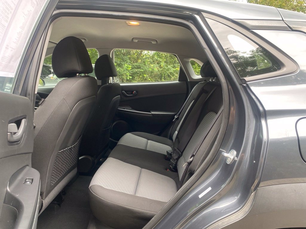 Used 2018 Hyundai Kona SE AWD/4WD image 17