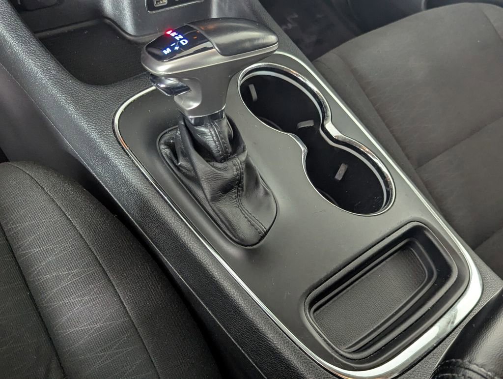 Used 2018 Dodge Durango SXT w/ 3rd Row Seating Group image 23