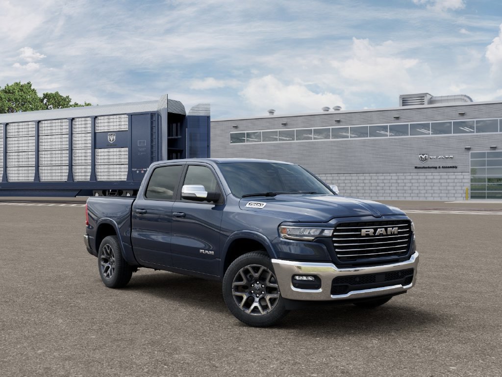 New 2027 RAM 1500 Laramie AWD/4WD image 5