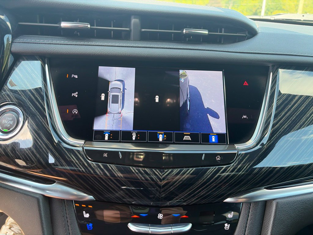 Used 2024 Cadillac XT6 Premium Luxury w/ Technology Package AWD/4WD image 26