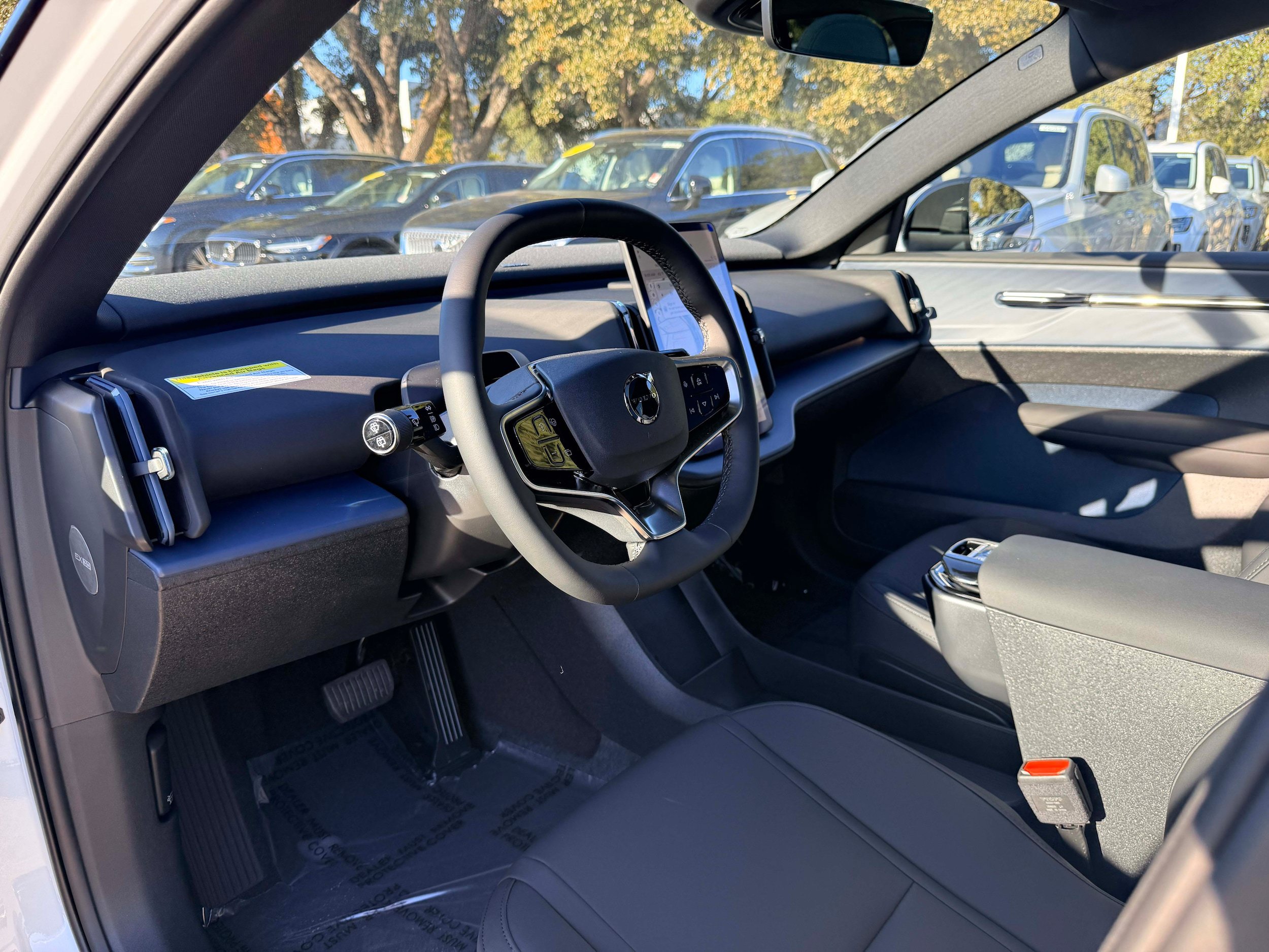 New 2026 Volvo EX30 Cross Country Ultra AWD/4WD image 12