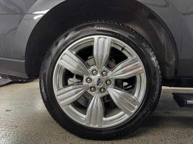 Used 2024 Ford Expedition Platinum image 31