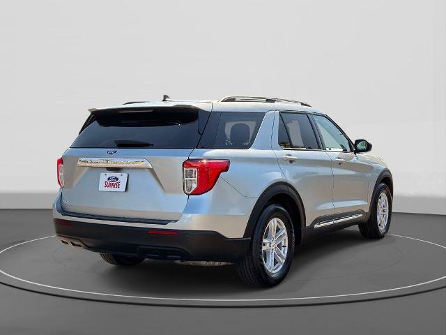 Certified 2024 Ford Explorer XLT RWD image 6