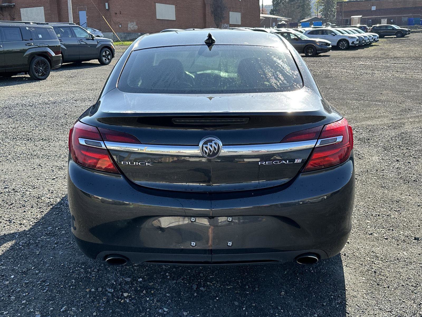 Used 2015 Buick Regal Leather image 7