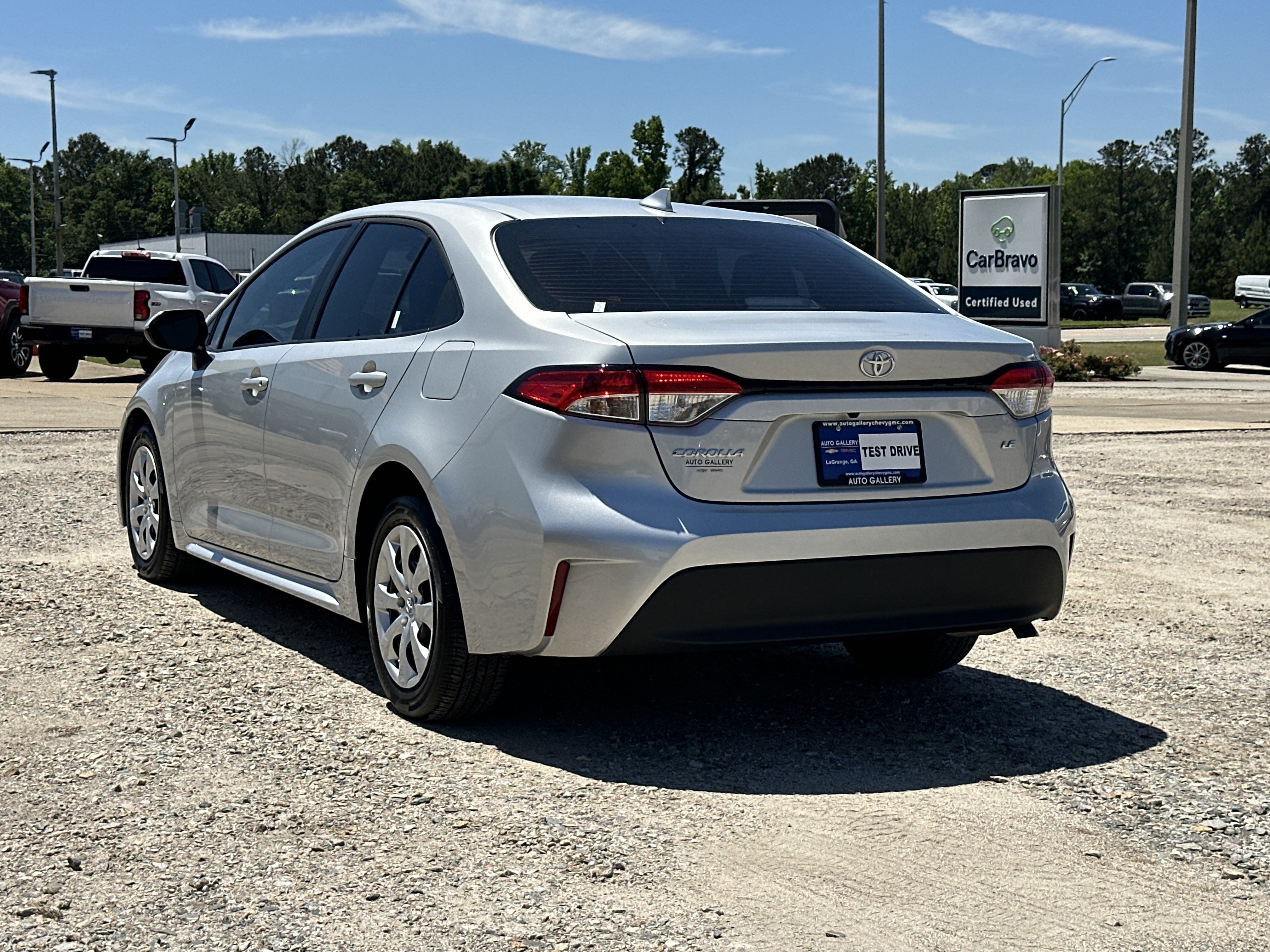 Used 2024 Toyota Corolla LE FWD image 8