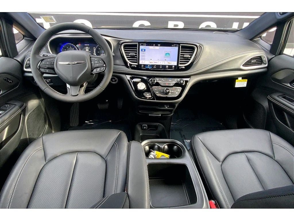 New 2026 Chrysler Pacifica Select w/ S Appearance Package AWD/4WD image 6