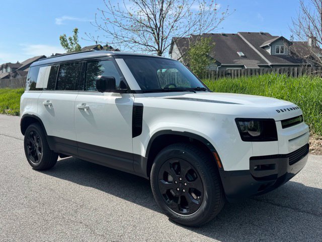 New 2026 Land Rover Defender 110 S AWD/4WD image 4