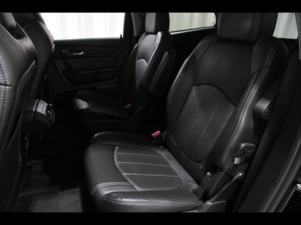 Used 2016 Chevrolet Traverse LTZ AWD/4WD image 18
