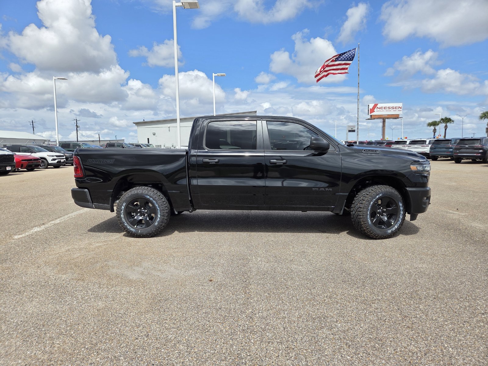 New 2026 RAM 1500 Warlock AWD/4WD image 8