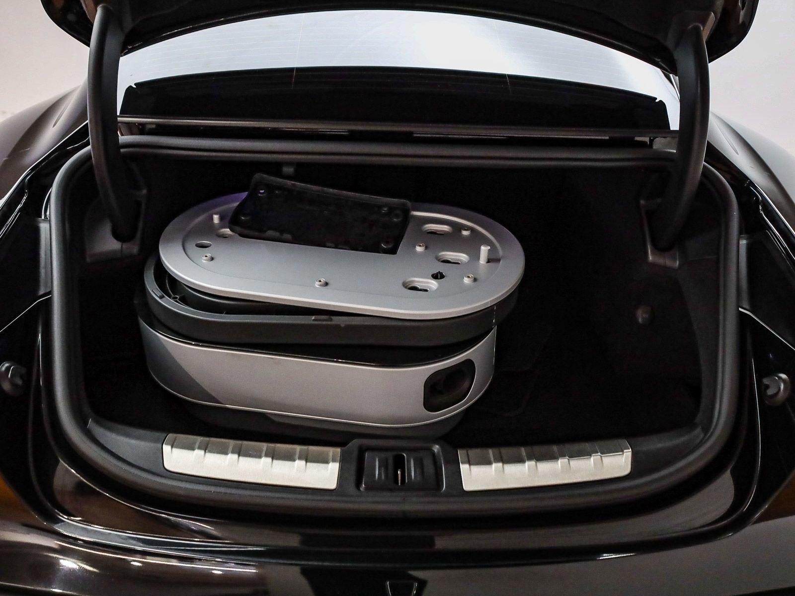 Certified 2021 Porsche Taycan Turbo S image 32