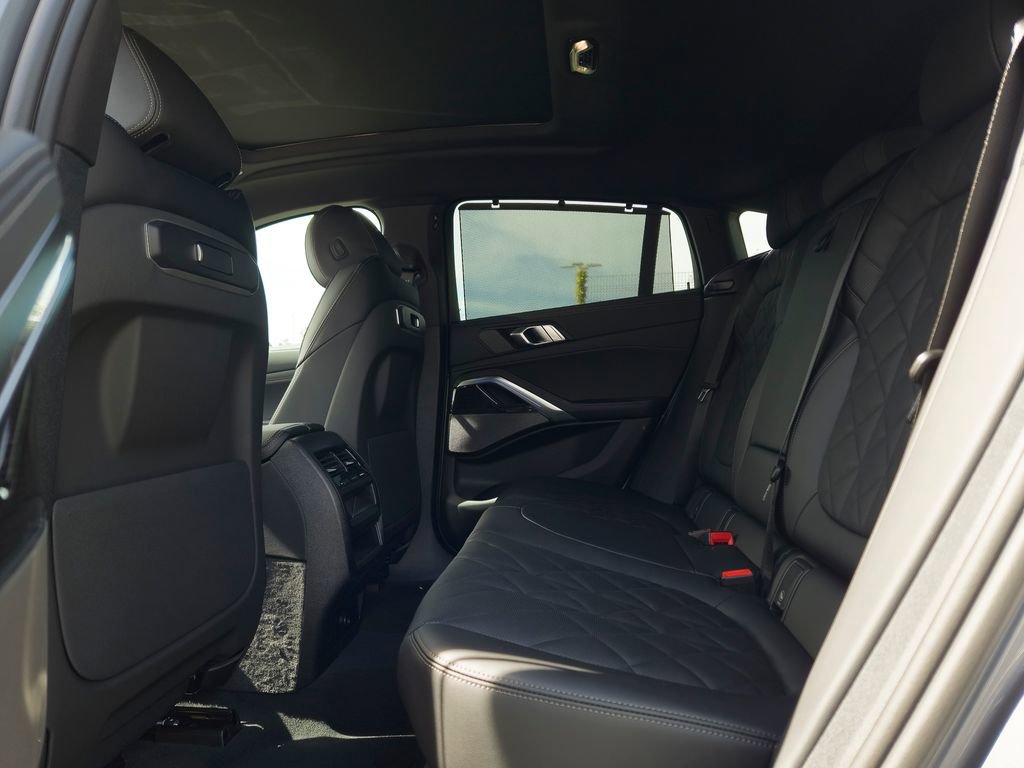 New 2026 BMW X6 xDrive40i w/ Premium Package image 8