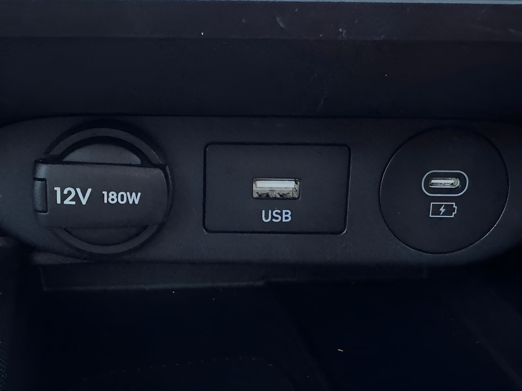 Certified 2025 Hyundai Elantra Sport FWD image 31