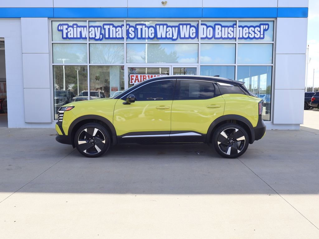 Used 2025 Nissan Kicks SR image 7