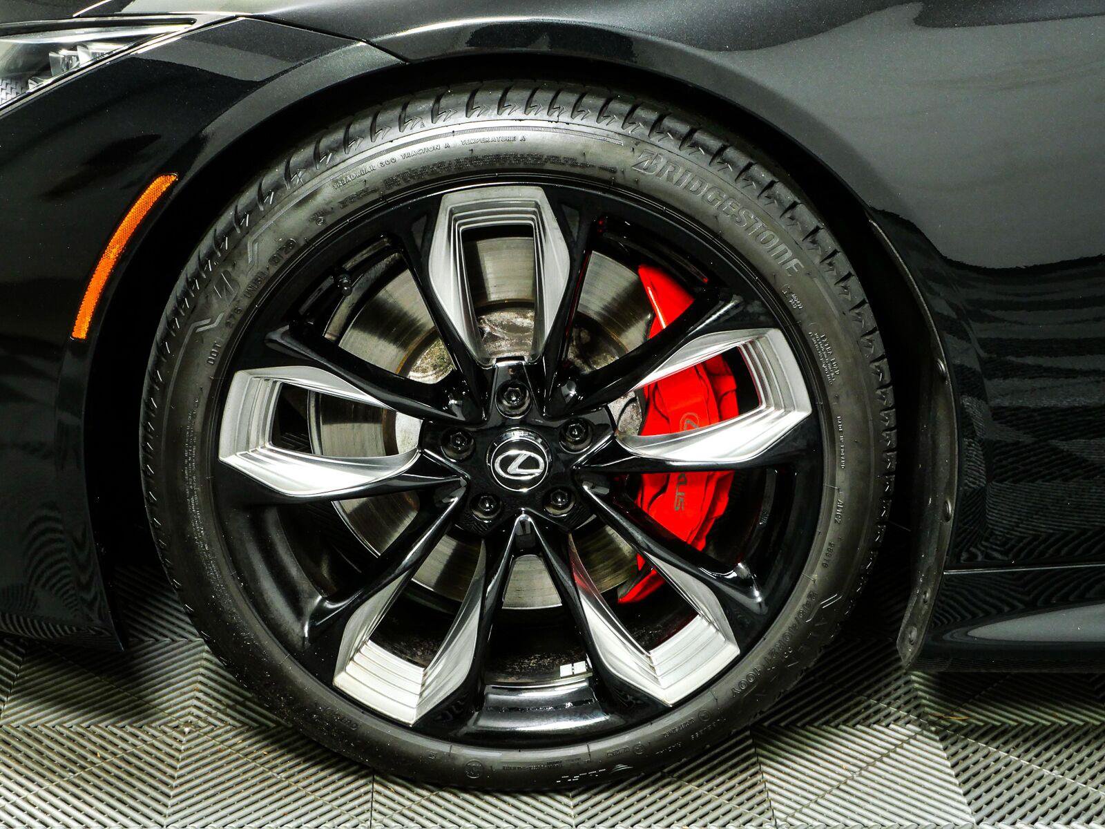 Used 2024 Lexus LC 500 Coupe w/ Sport Package RWD image 34