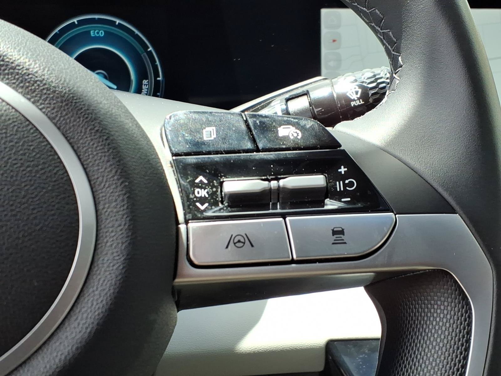 New 2025 Hyundai Elantra Limited FWD image 20