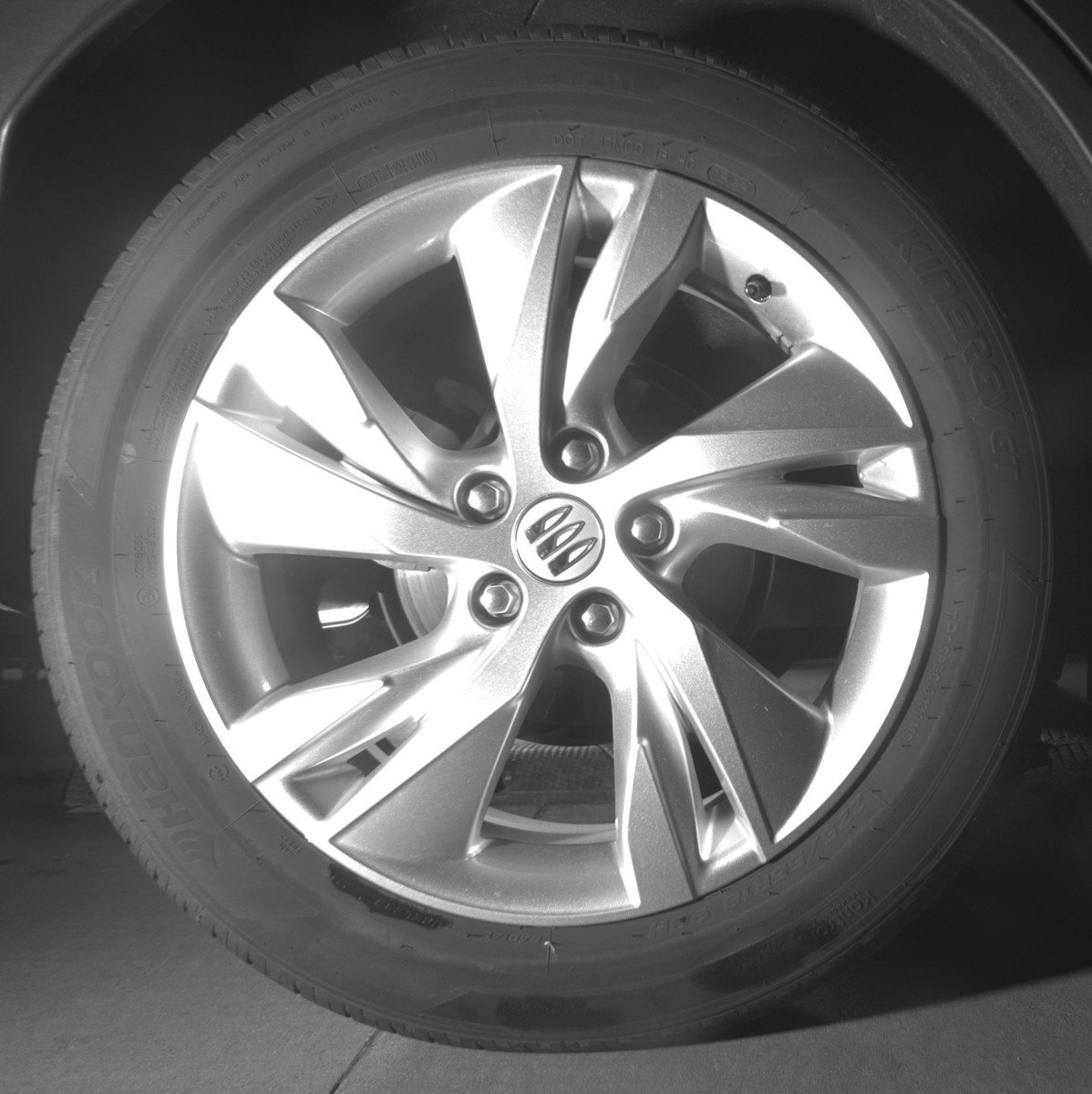 Used 2025 Buick Encore GX Preferred AWD/4WD image 15