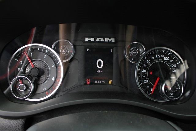 New 2024 RAM 5500 Tradesman image 18