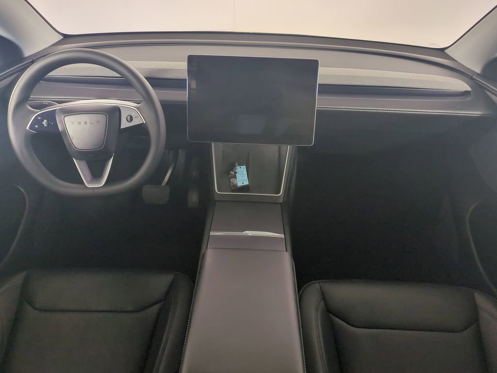 Used 2026 Tesla Model Y Long Range image 18
