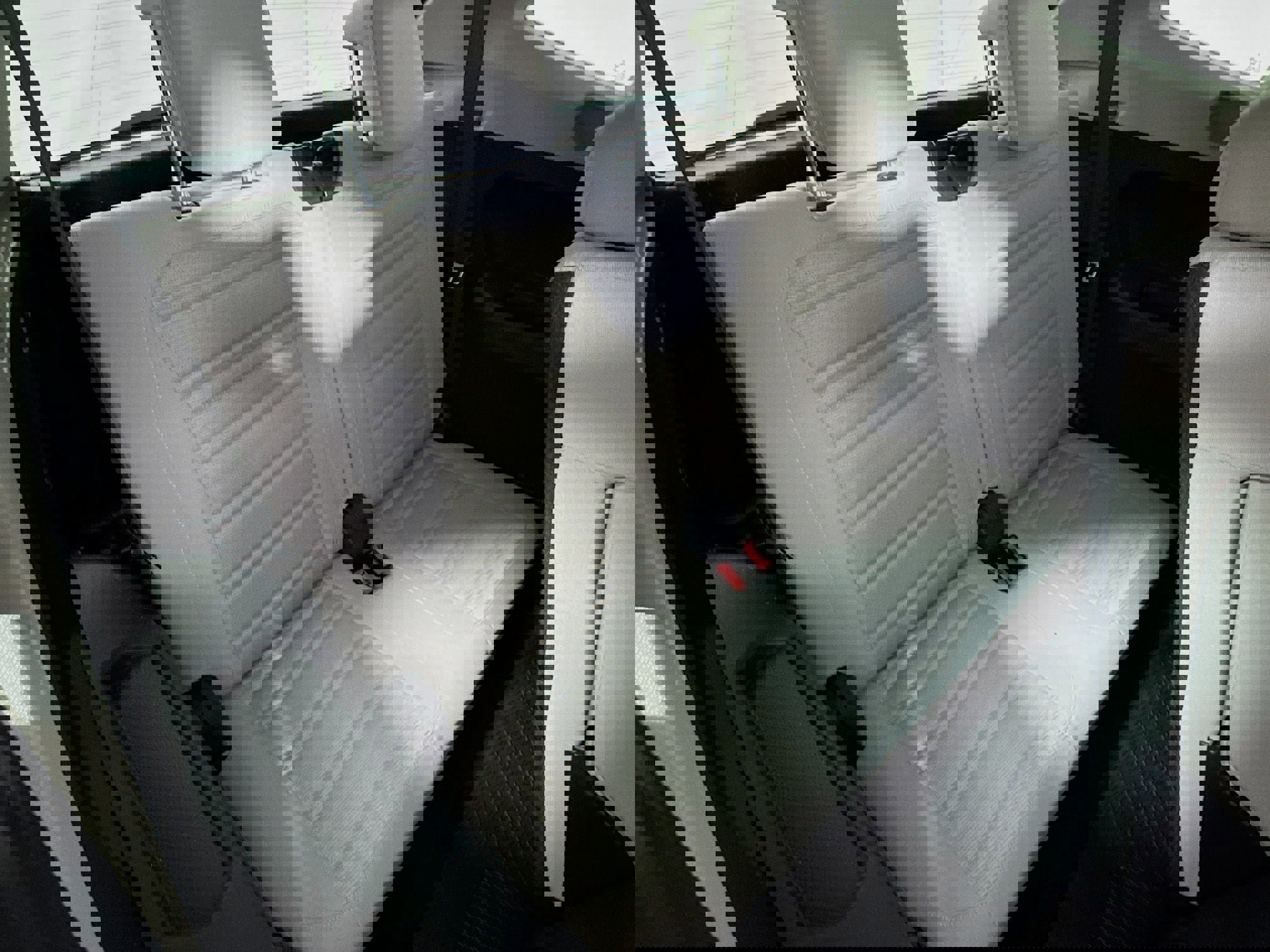 Used 2023 Volkswagen Tiguan S image 23