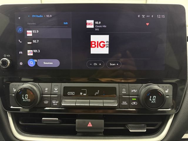 Used 2024 Toyota Grand Highlander AWD image 17