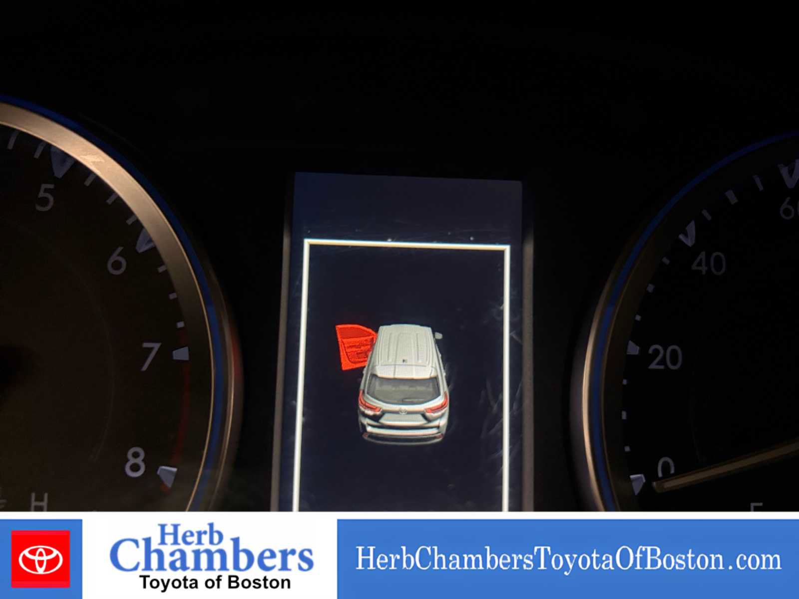Certified 2017 Toyota Highlander XLE AWD/4WD image 5