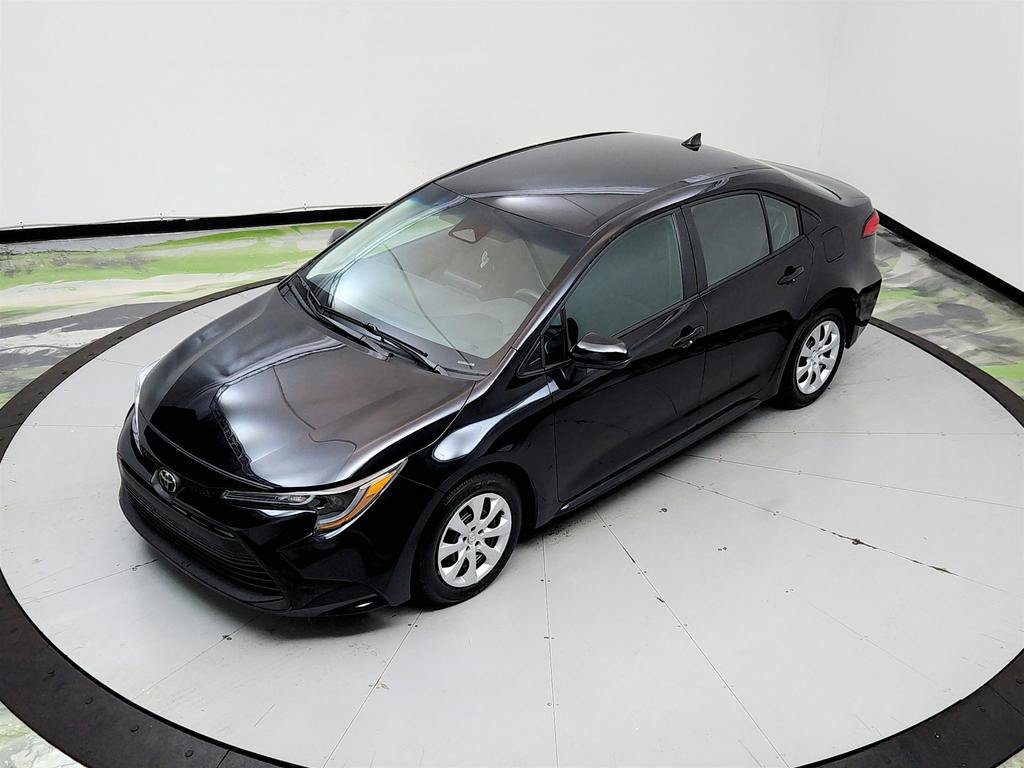 Used 2026 Toyota Corolla LE FWD image 32