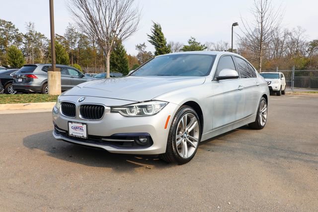 Used 2018 BMW 330i xDrive Sedan w/ Convenience Package image 11