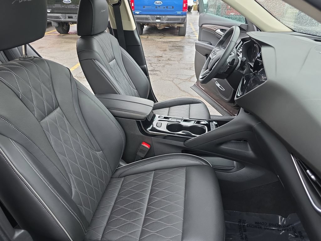 Used 2023 Buick Envision Avenir AWD/4WD image 10