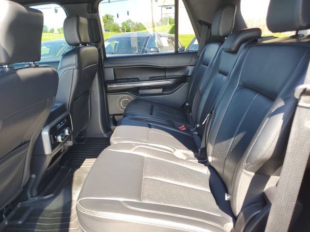 Used 2020 Ford Expedition XLT w/ Equipment Group 201A AWD/4WD image 13