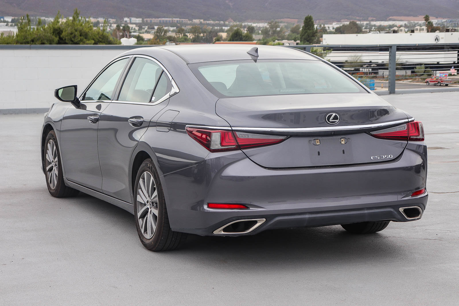 Used 2020 Lexus ES 350 FWD image 4