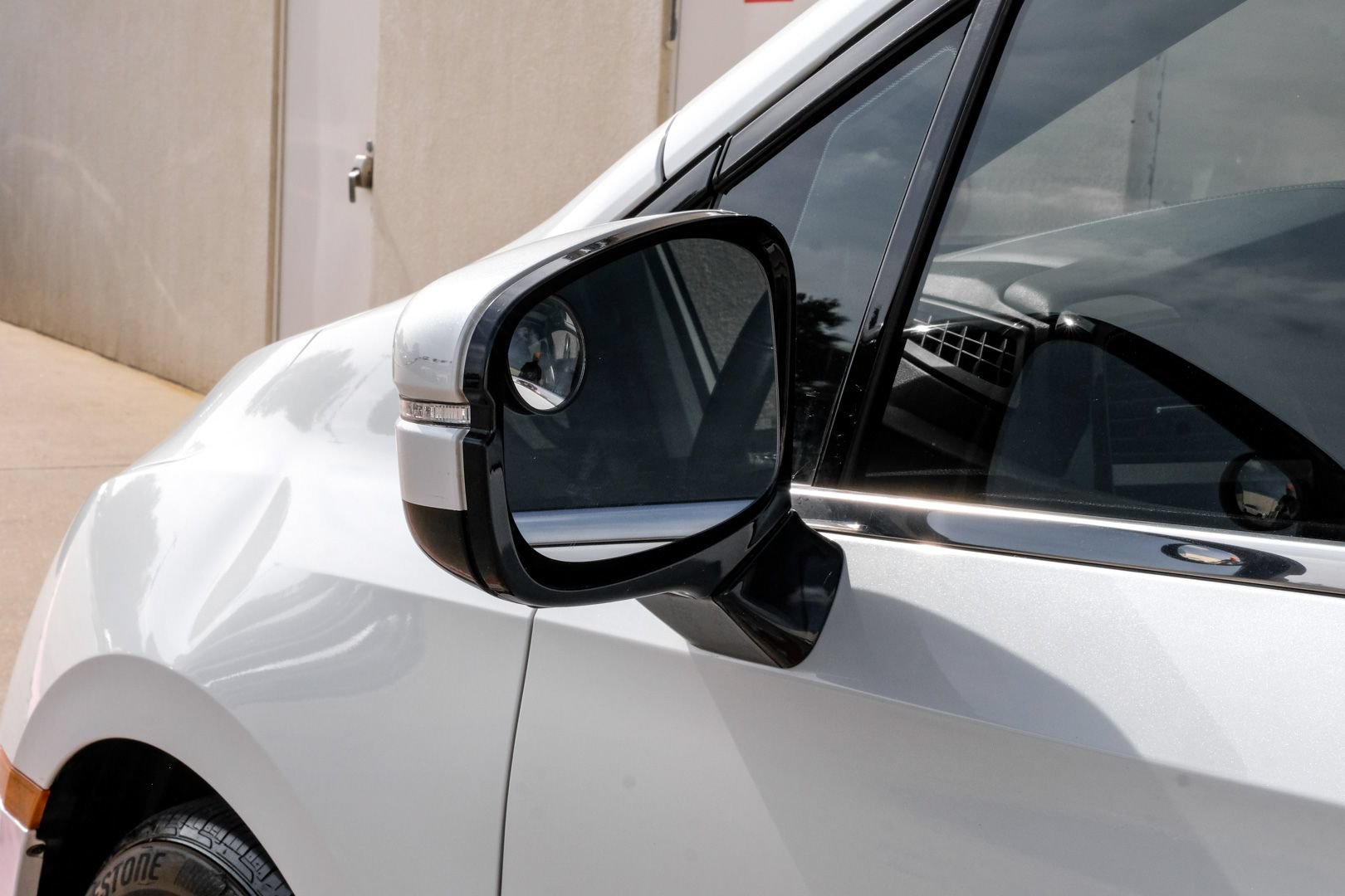 Used 2020 Honda Odyssey Elite image 45