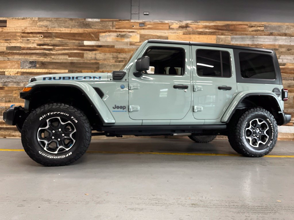 Used 2023 Jeep Wrangler Unlimited Rubicon 4xe w/ Cold Weather Group AWD/4WD image 22
