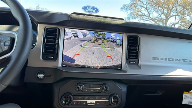 New 2025 Ford Bronco Outer Banks w/ Sasquatch Package image 12