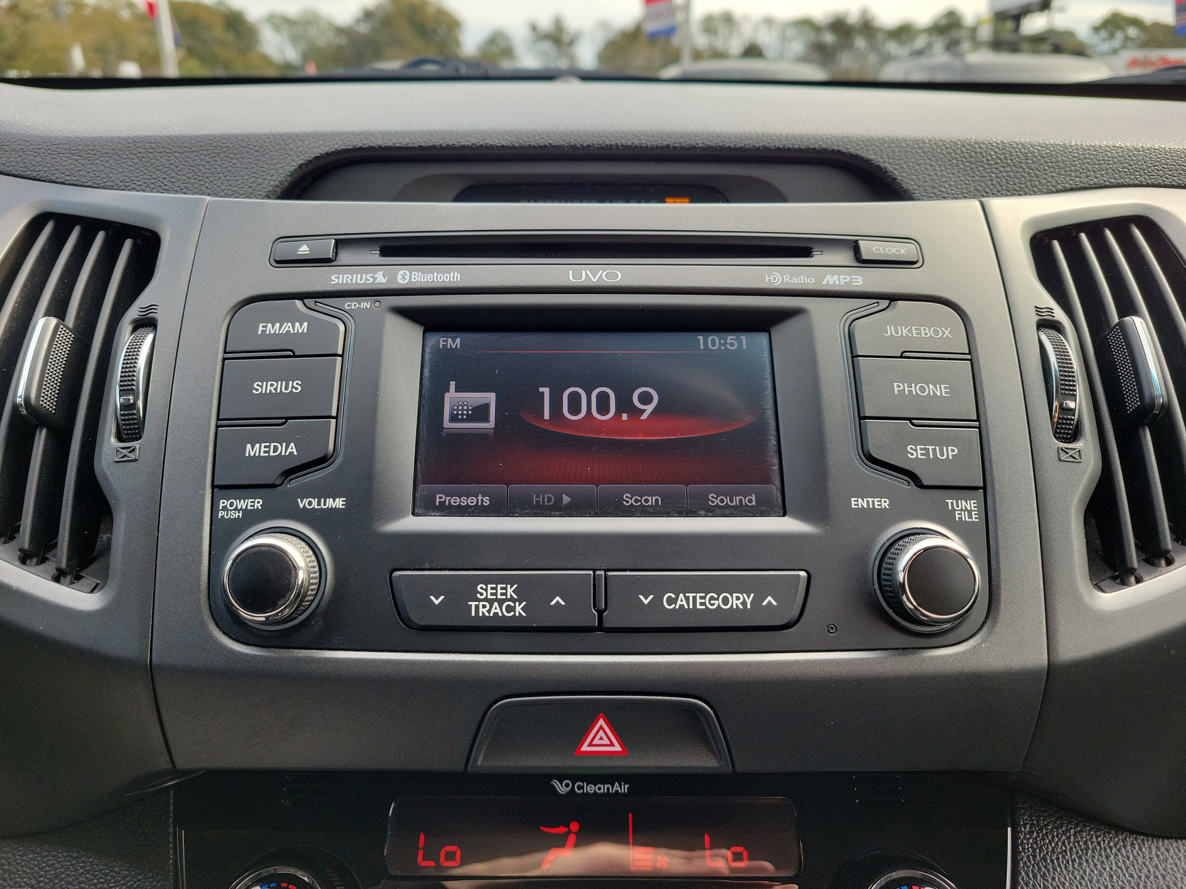 Used 2013 Kia Sportage EX image 32