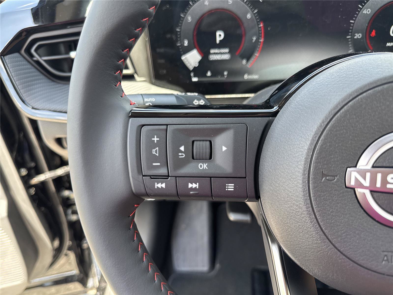 New 2026 Nissan Kicks SR FWD image 21