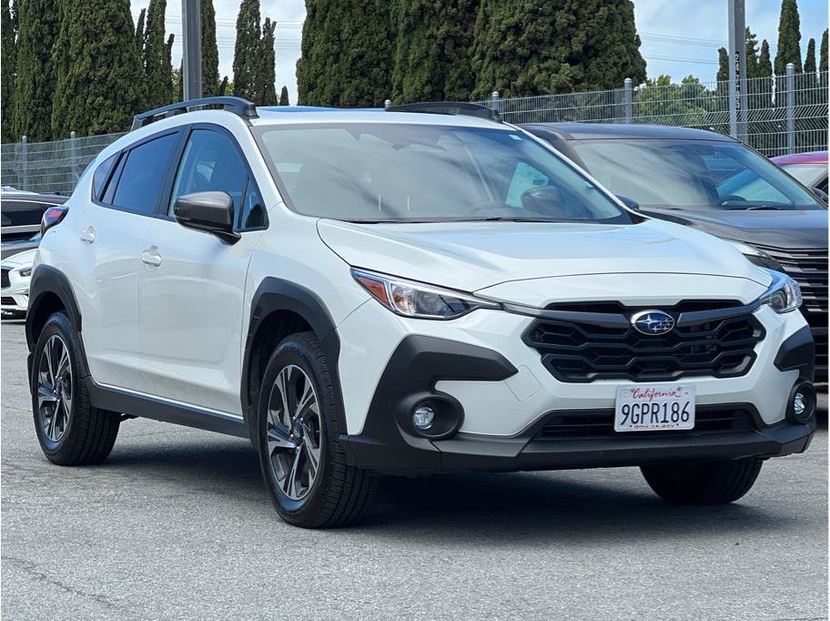 Used 2024 Subaru Crosstrek 2.0i Premium AWD/4WD image 3
