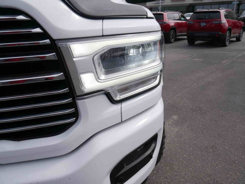 Used 2022 RAM 3500 Laramie image 27