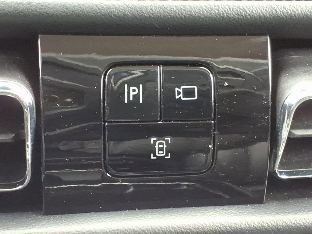 Certified 2023 Lincoln Nautilus AWD w/ Premium Package image 25