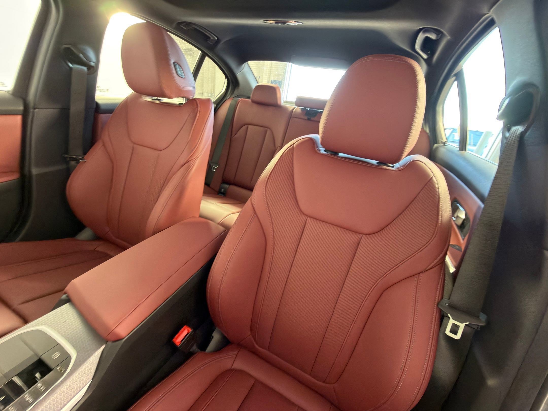 Used 2026 BMW 330i Sedan w/ M Sport Package image 20