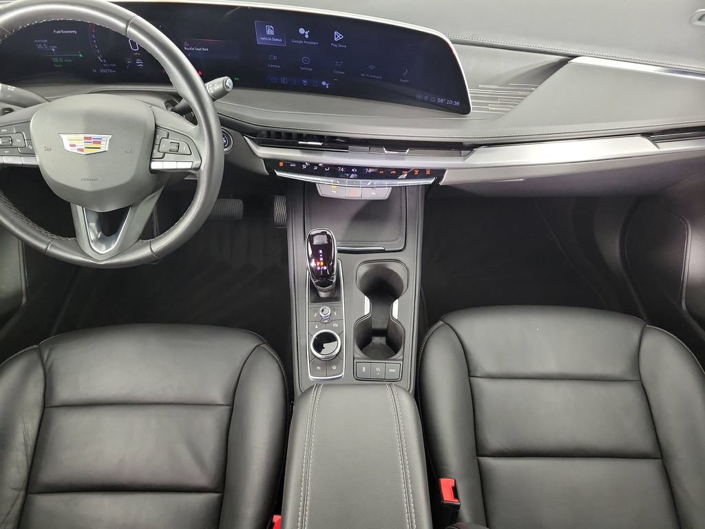 Certified 2025 Cadillac XT4 Premium Luxury FWD image 15