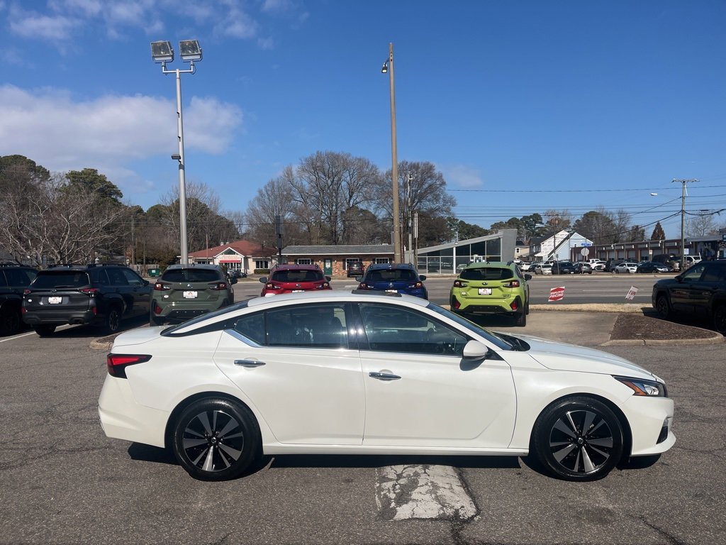 Used 2022 Nissan Altima 2.5 SL image 3