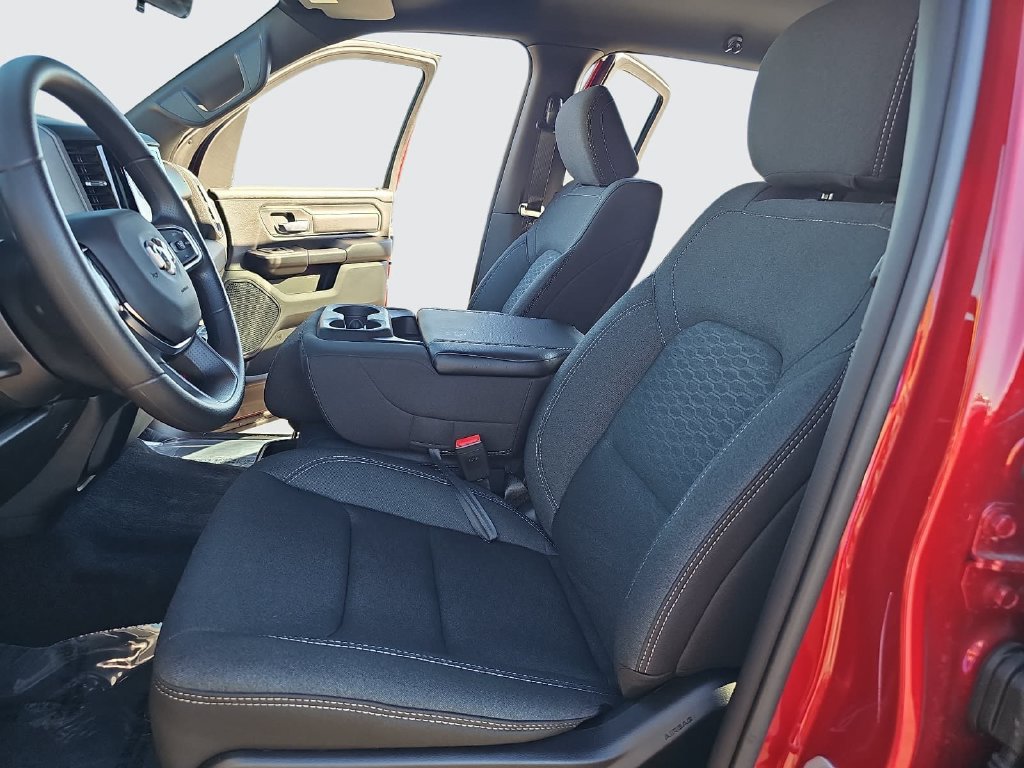 New 2027 RAM 1500 Express AWD/4WD image 14