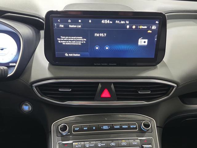 Certified 2023 Hyundai Santa Fe Limited image 19