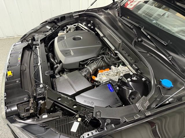 Used 2021 Volvo XC60 T8 Inscription w/ Advanced Package image 28