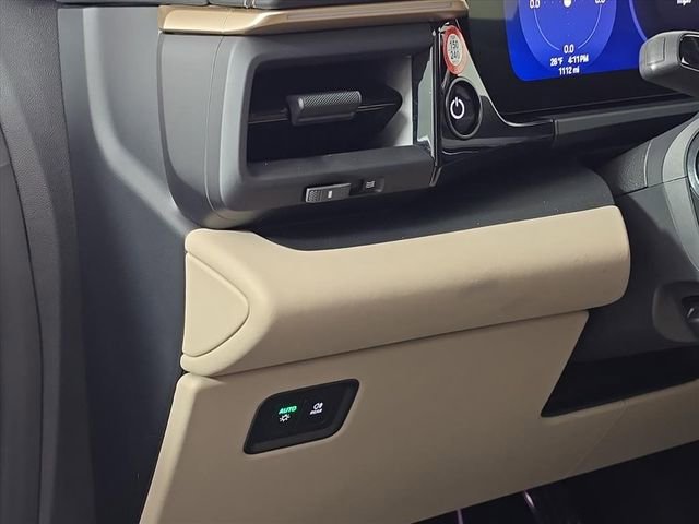 Certified 2024 Porsche Macan Turbo Electric image 18