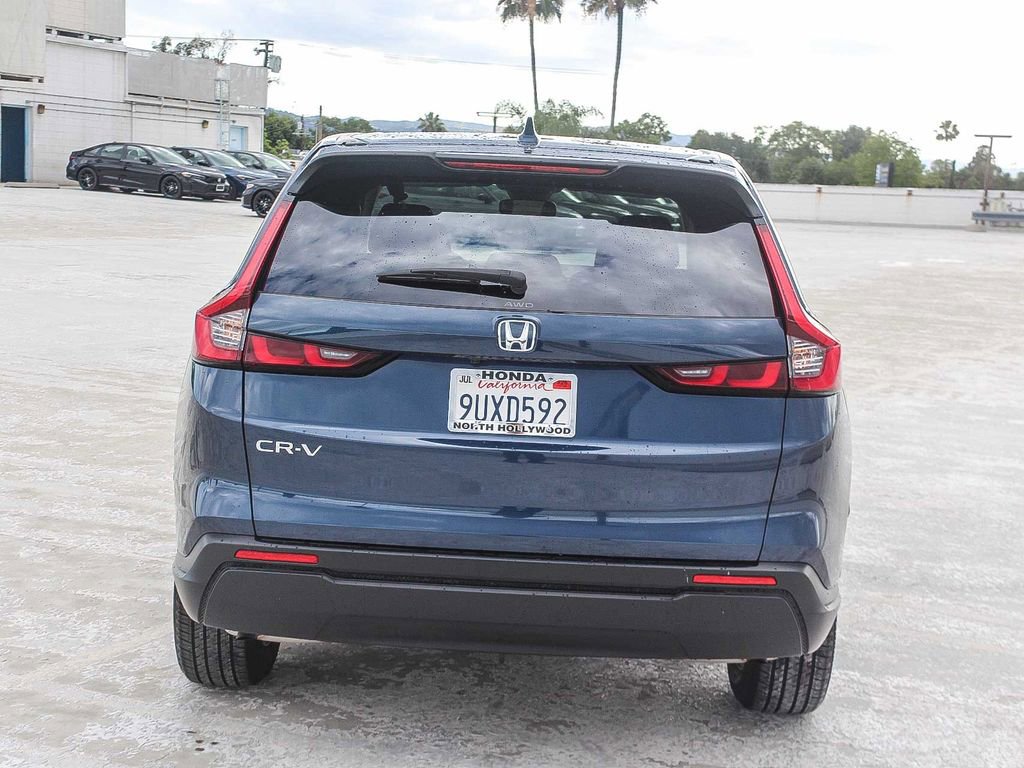 Certified 2025 Honda CR-V EX image 5