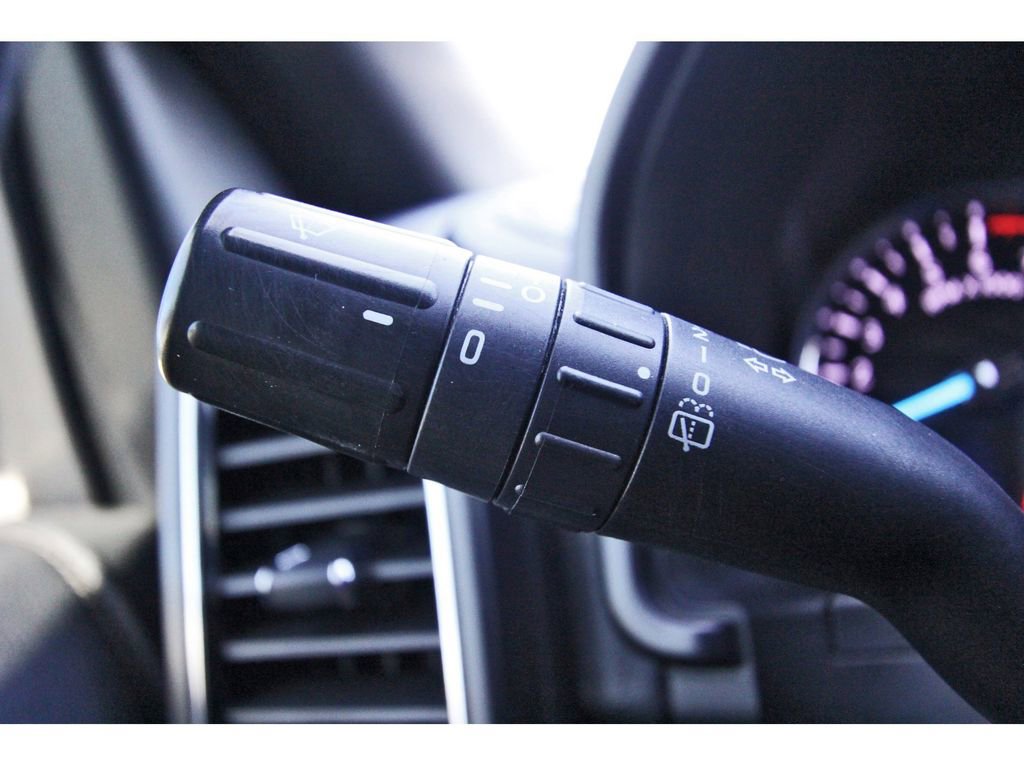 Used 2019 Ford Expedition Limited w/ Equipment Group 301A image 18